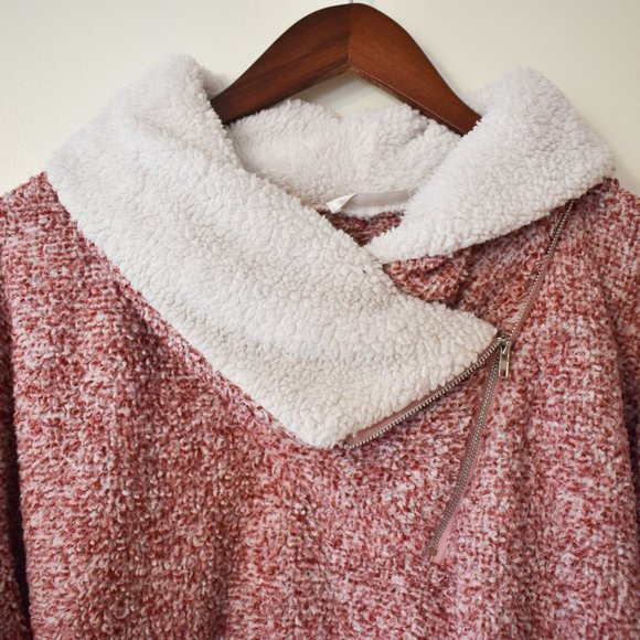 Kirundo color block teddy sherpa pullover with zipper neck - Picture 4 of 14